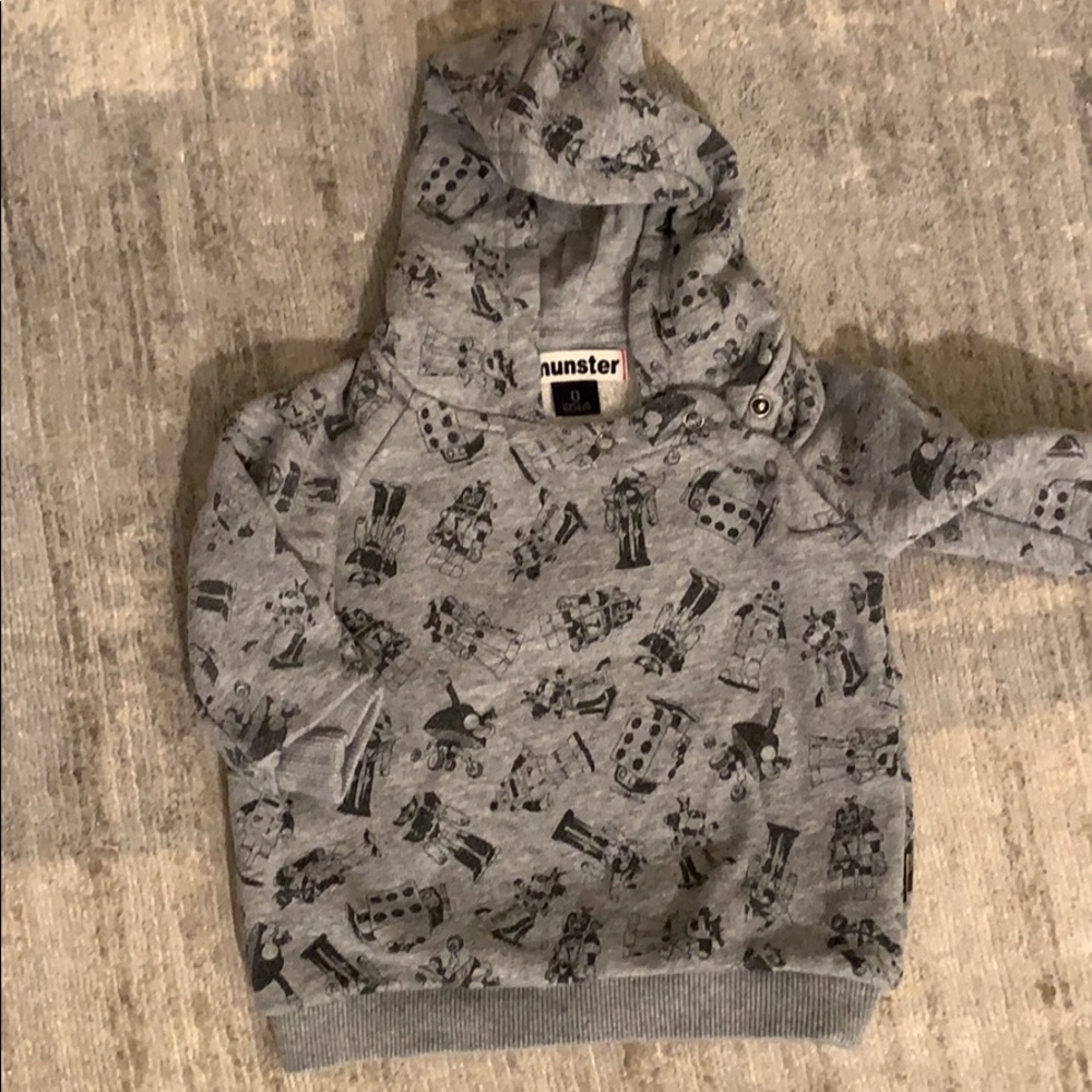 Munster hoodie size: 0